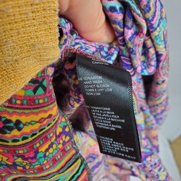 SOLD: Sleeveless paisley maxi dress size small - Picture 5 of 5